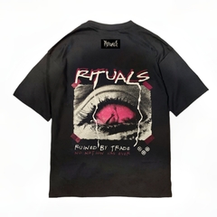 Remera Oversize Rituals Section Washed Ruined Eye en internet