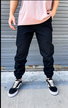 jogger de Jean Ancho DSTN baggie Negro - SOLO 48 - comprar online