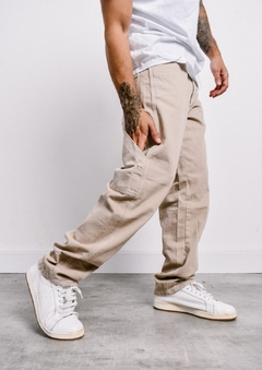 Pantalon Carpintero Beige Aynd - comprar online