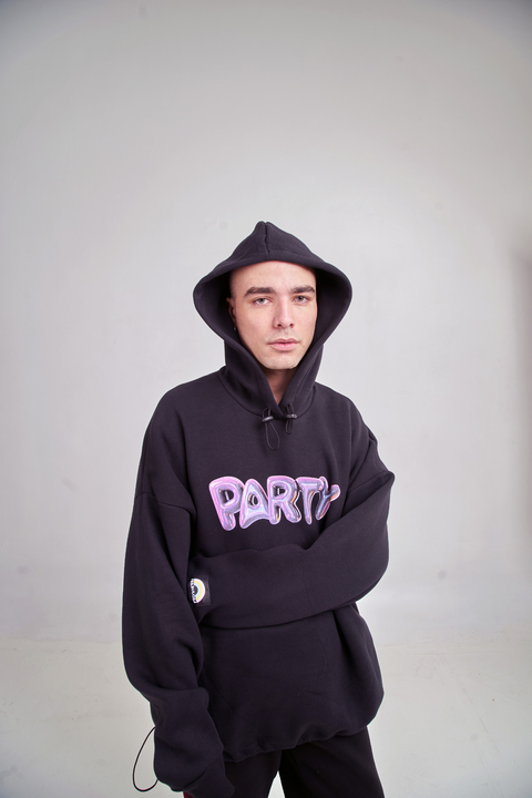 HOODIE PARTY en internet