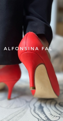 stiletto amor rojo - Alfonsina Fal