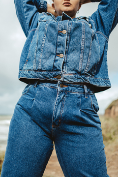 CHAQUETA OVER BLUE en internet