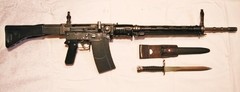 Bayoneta de Fusil Suizo SIG STG-57 ORIGINAL