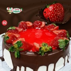 Torta Bolo Chocolate com Morango aniversário Goiânia
