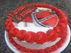 Aniversário com meu time Campeão - Nacionais ou Internacionais - Torta com Papel de Arroz - (Time a escolha do cliente) na internet