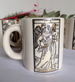 Taza Tarot de ceramica, Base Blanca con tornasol y oro, preventa, elegi la tuya! en internet