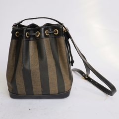 Bolsa Bucket Fendi 90’s - loja online