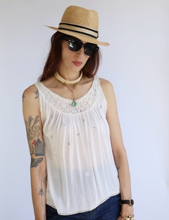 Blusa de seda bordada Montevideo - comprar online