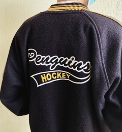 Jaqueta Varsity Penguins Hockey - Frou Frou Vintage – Vintage Store