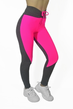 legging com recortes para academia