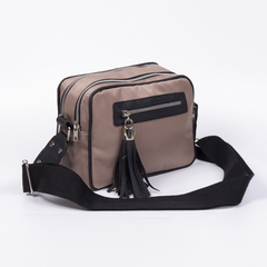 Bandolera Siena Tela Impermeable Tierra - Satchel