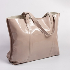 PROMO - Tote London Cuero Charol Nude - Satchel