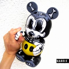 Imagen de Skulled Mickey Art Toy