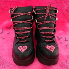 Riot Combat Boots! en internet