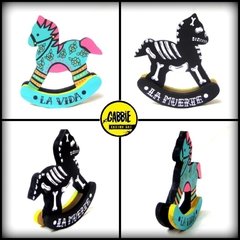 Rocking Horse Art Toy - comprar online