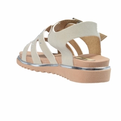 Sandalias Corazon con Tachas Beige Kids Plumitas (304803) en internet