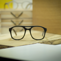 anteojos de madera y acetato para lentes de aumento Nomade