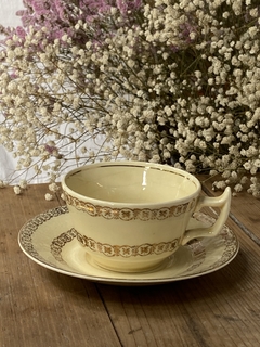 Taza de té con plato de loza inglesa Wilkinson honeyglazed marfil y dorado