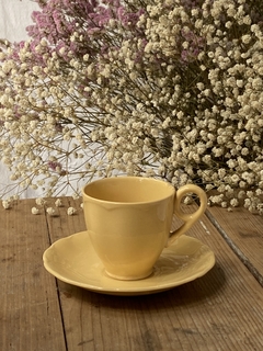 Taza de café con plato de loza inglesa Grindley Laburnum petal amarillo