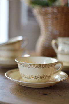 Taza de té con plato de loza inglesa Wilkinson - comprar online