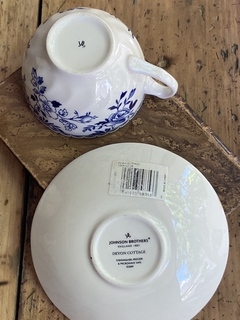 Taza de té con plato de loza inglesa Johnson Bros Devon cottage sin uso - El aparador decó