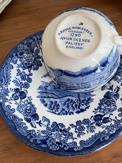 Taza de té con plato de loza inglesa Royal Worcester Avon Scenes (puede tener craquel) - comprar online