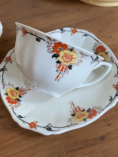 Taza de té con plato de loza inglesa Alfred Meakin en internet