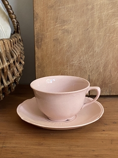 OFERTA taza de té con plato de loza inglesa Johnson Bros rosa (tiene 4 chips el plato y uno la taza)