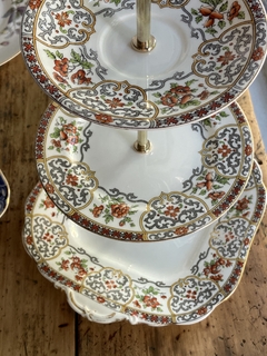 Masitero triple con platos de porcelana Aynsley (24, 17 y 14 cm) - El aparador decó
