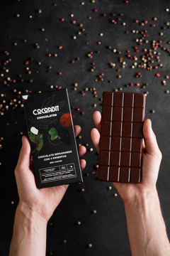 Tableta Cocoabit Chocolate Semiamargo y 4 pimientas 80 gr