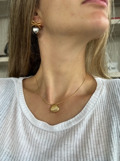 Collar gold CARACOLA - comprar online