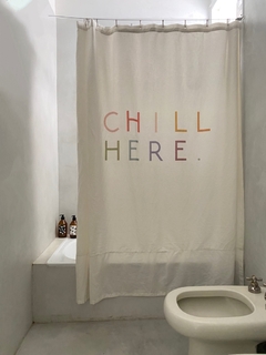 Cortina Baño Chill Here Color - tienda online