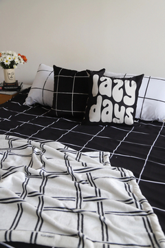 Fundas Almohada Grid Reversible Blanco y Negro - Outlet - tienda online