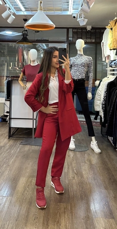 CONJUNTO BLAZER Y PANTALON ROJO