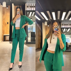 CONJUNTO BLAZER Y PANTALÓN VERDE CALI - comprar online