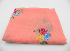 Imagen de PASHMINA BORDADA ROSES