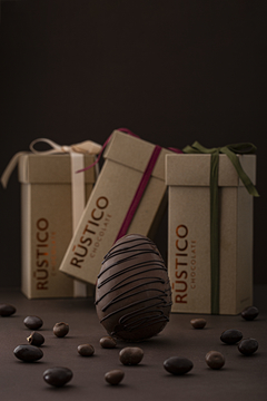 Huevo de pascua hecho a mano (250 g. aprox) - Rustico Chocolate 