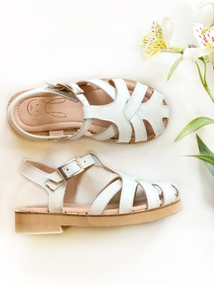 SANDALIAS ROCHI WHITE (PRE VENTA) en internet