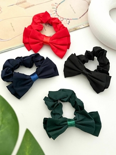 MOÑO SCRUNCHIE COLEGIAL