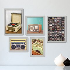 Kit Com 5 Quadros Decorativos - Rádio - Fita - Vinil - Vitrola - Vintage - 172kq01 - comprar online