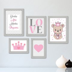 Kit Com 5 Quadros Decorativos - Sonhe Alto Pequena - Ursinha - Coroa - Love - Infantil - Bebê - 321kq01 - comprar online