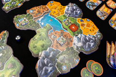 Small World of Warcraft + dados promo - Caixinha Boardgames