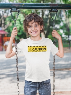 CAMISETA CAUTION