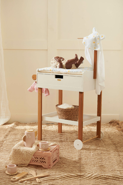 cambiador ROSA daisy + bebé (ropa tejida pero sujeta a disponibilidad) - comprar online