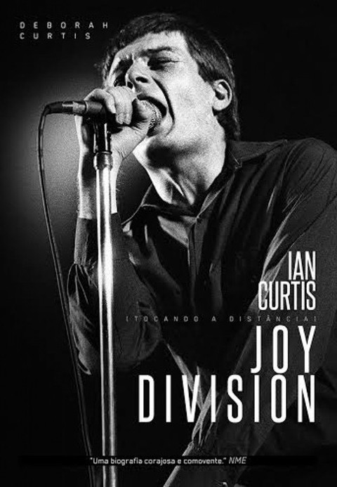 Tocando a Distância - Ian Curtis e Joy Division - Capa Cartonada