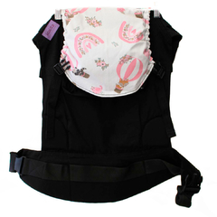 mochila estándar negra con globos rosa