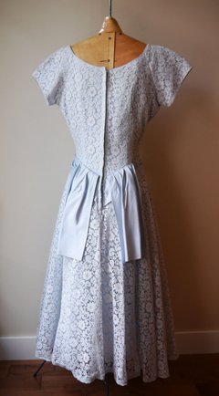 Vestido de encaje celeste 1950 - tienda online