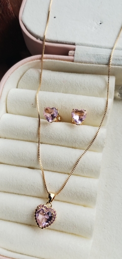 Conjunto colar e Brinco coração de zircônia rosa claro Folheado com 1 milésimo de Ouro e verniz. - na internet