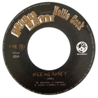 7" Hollie Cook - Milk and Honey/Version [NM] - comprar online