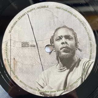 7" Smile Davis ft. Blu Rum 13/Skanky Puppy - Only One Race/Humble [NM] - comprar online